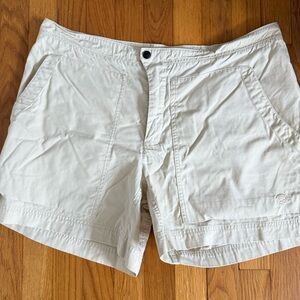 Mountain Hardwear Casual Shorts